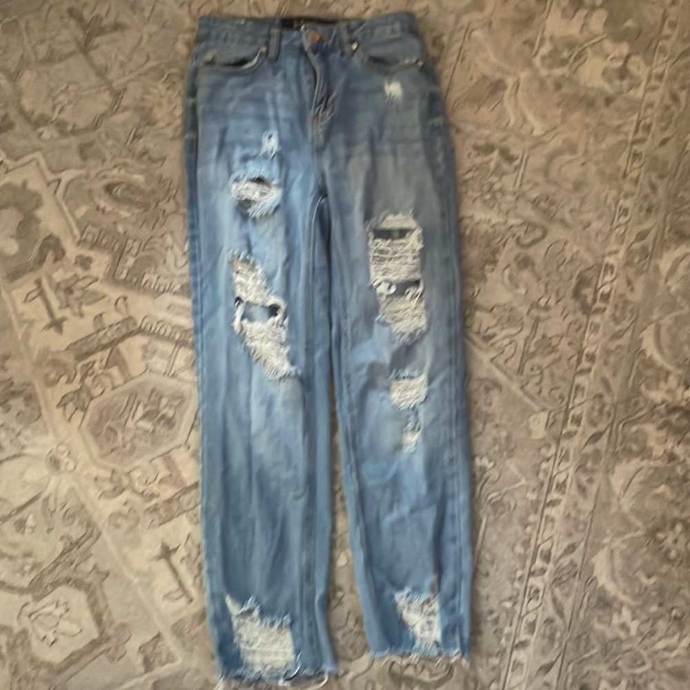 Indigo Rein ripped jeans size 24